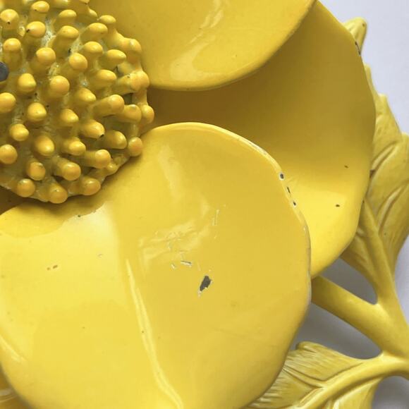VTG 1960s Brooch Mod Yellow Enameled Metal Flower Power Pin Mid Century Style - Picture 8 of 11